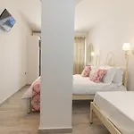 Relax Aparthotel Naxos City