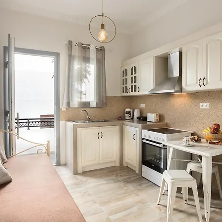 Relax Aparthotel Naxos City